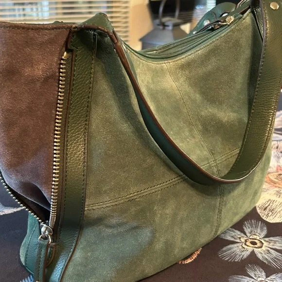 Tignanello Green Suede Women's Purse - Picture 2 of 9